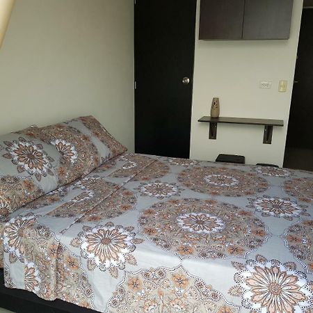 Apartasuites Medellin Los Molinos Екстер'єр фото