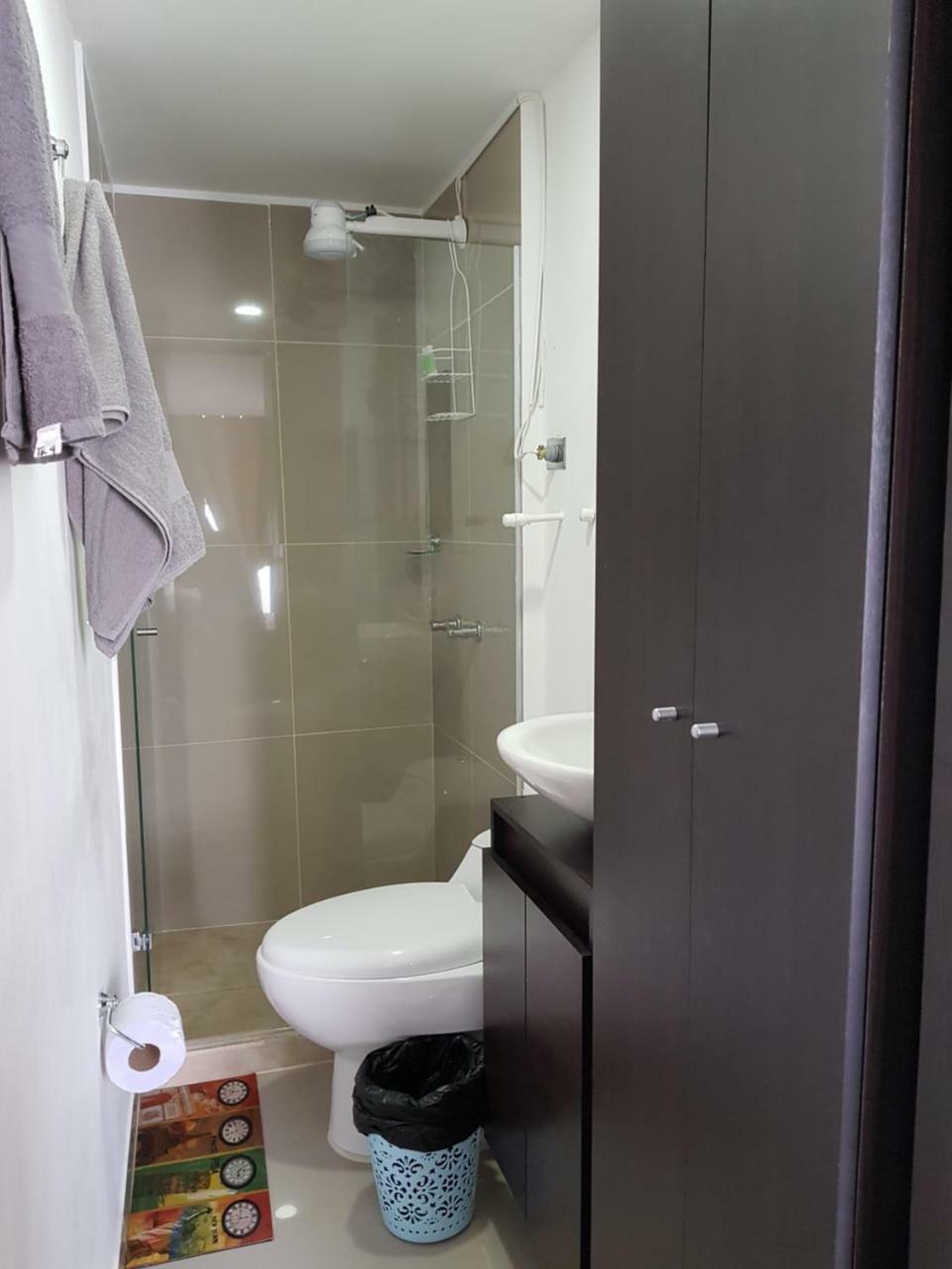 Apartasuites Medellin Los Molinos Екстер'єр фото