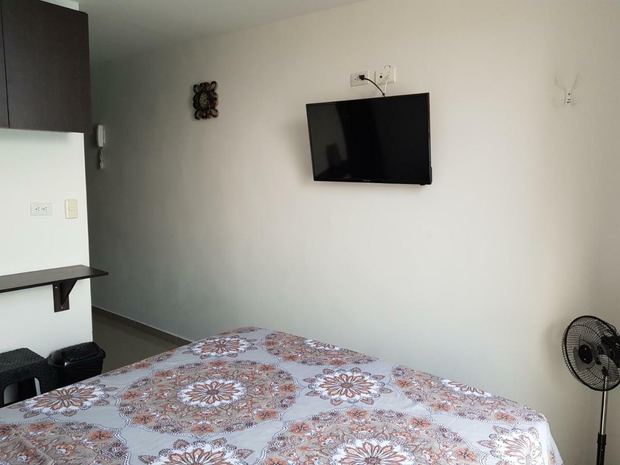 Apartasuites Medellin Los Molinos Екстер'єр фото