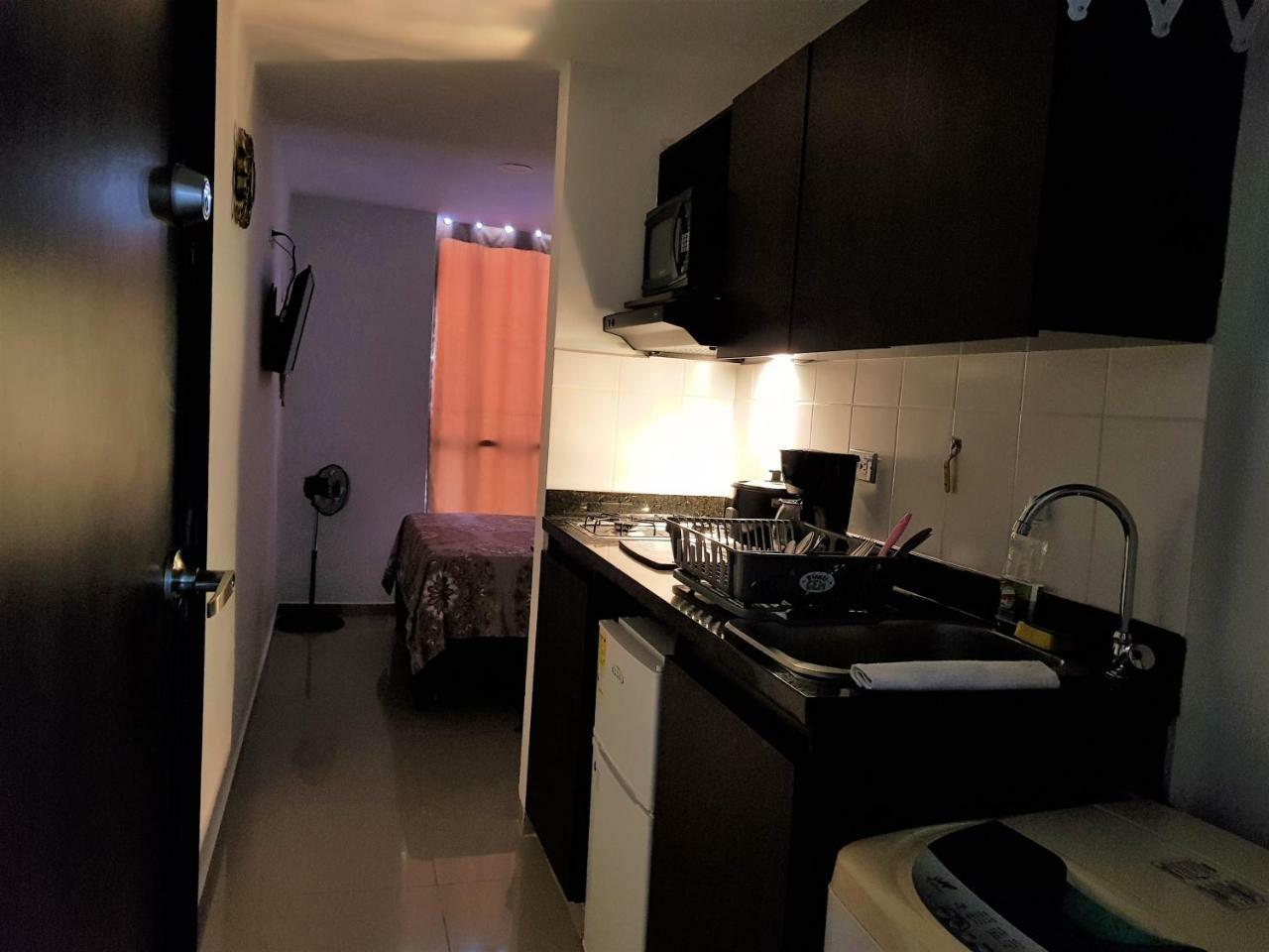Apartasuites Medellin Los Molinos Екстер'єр фото